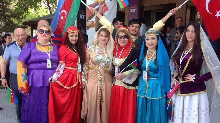 Türkdilli Ölkələrin Teatr Festivalı açıldı